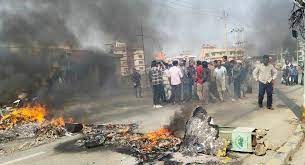 प्रदर्शनका क्रममा वीरगन्जको विभिन्न ठाउँमा झडप, बजार बन्द